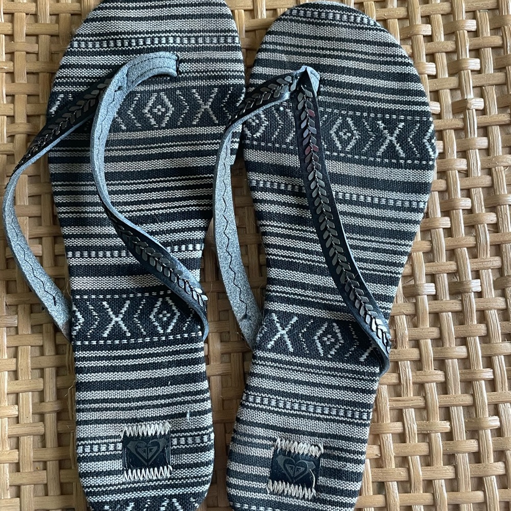 Roxy flip flops